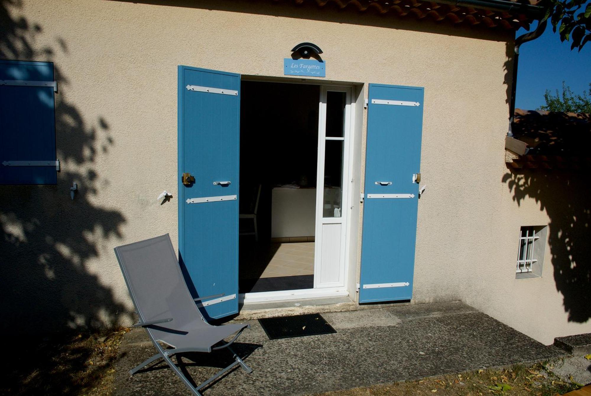 Nid Douillet - Les Fargettes - Superbe Vue - Charmante Petite Maison Avec Jardin - 2 Pieces A Privas Kültér fotó